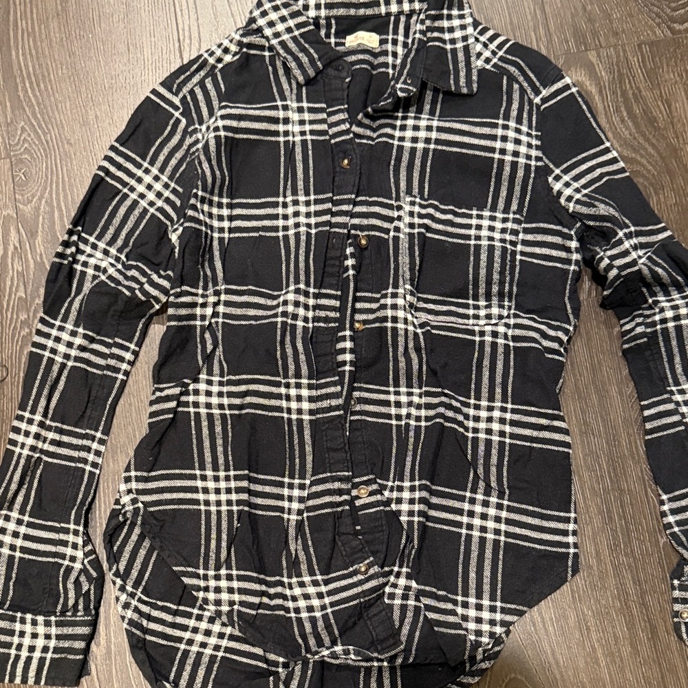 Hollister Black and White Checkered Men's Shirt